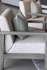 Traditional Sofa Set