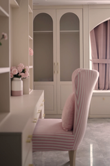 Majestic Blush Bed